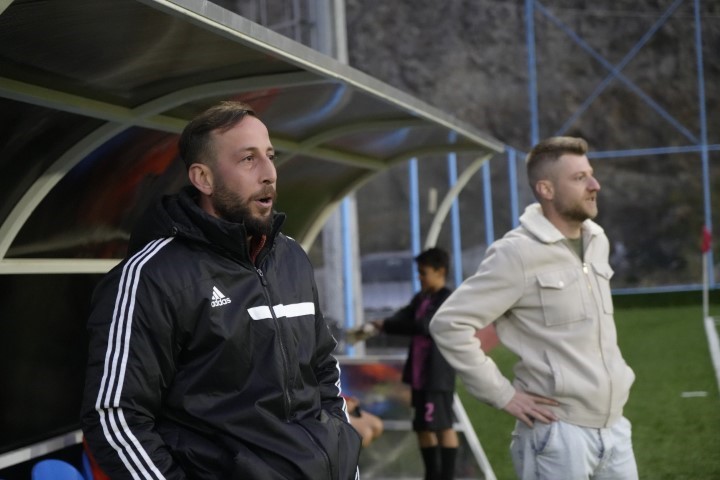 Hem başkan hem antrenör hem de kaleci