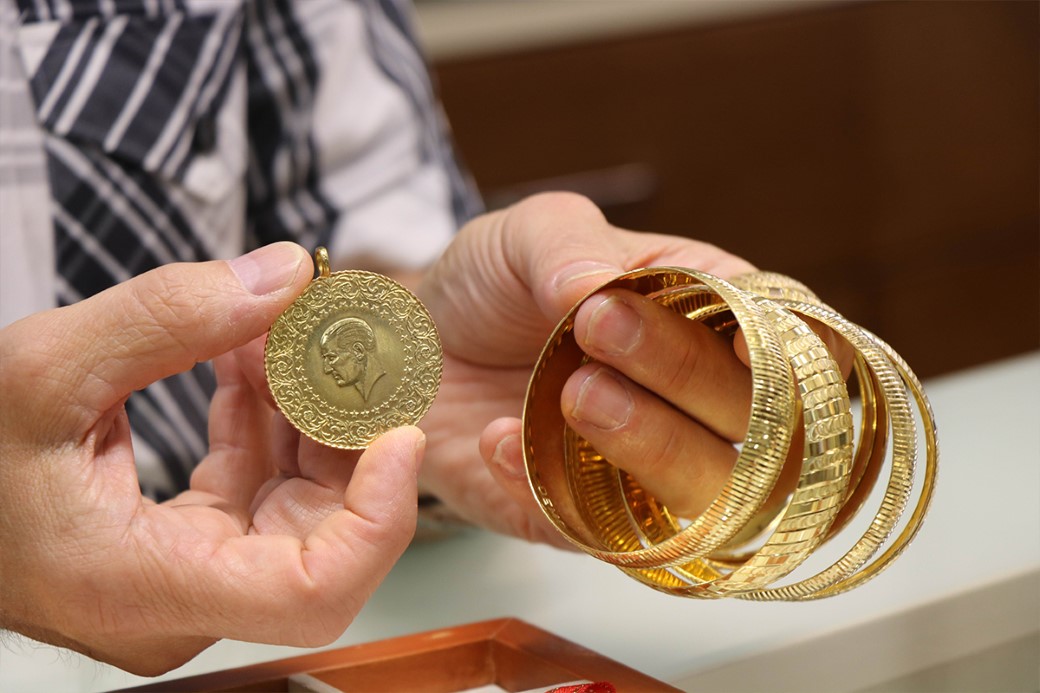 Düğün takılarını dikkatli harcayın