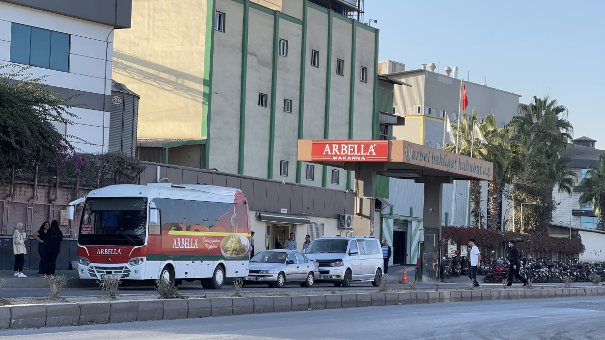 Mersin'deki makarna fabrikasında zirai ilaçtan zehirlenenlerin sayısı 14'e yükseldi