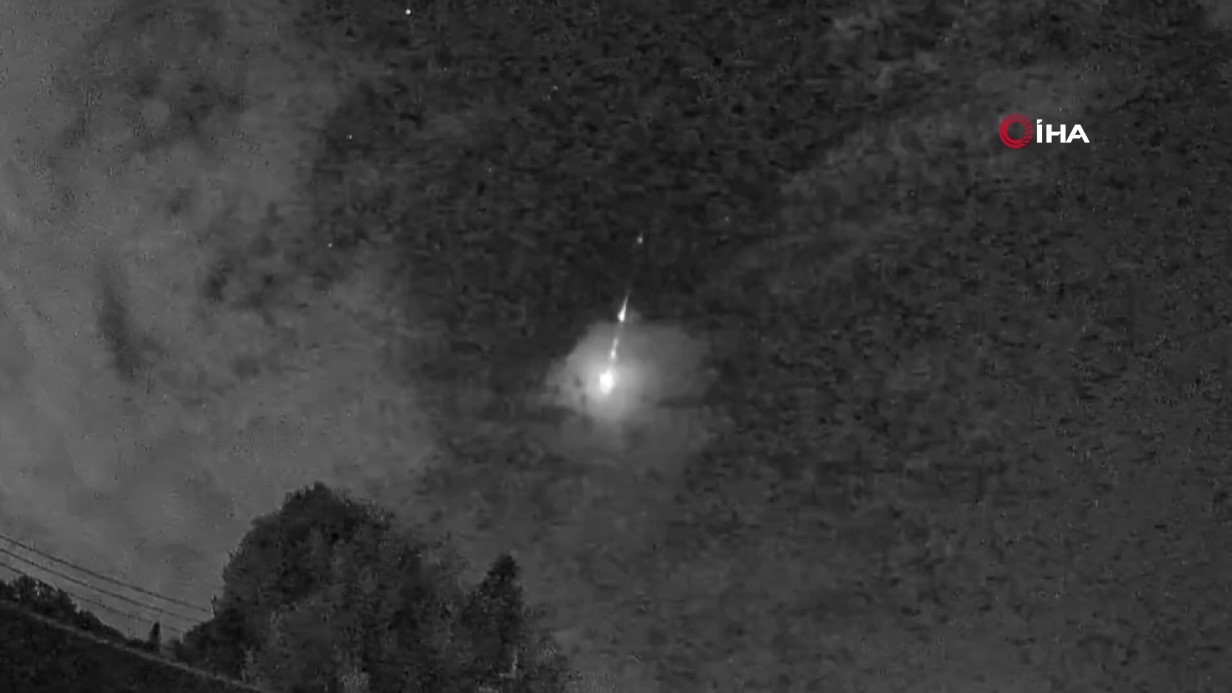 Japonya’da 2 gece üst üste ateş topu şeklinde göktaşları görüldü