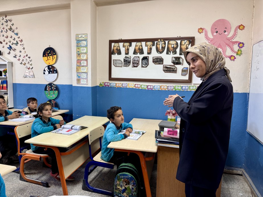 Kırsalın dört kadın öğretmeni, köy çocuklarının geleceğini omuzlarında taşıyor