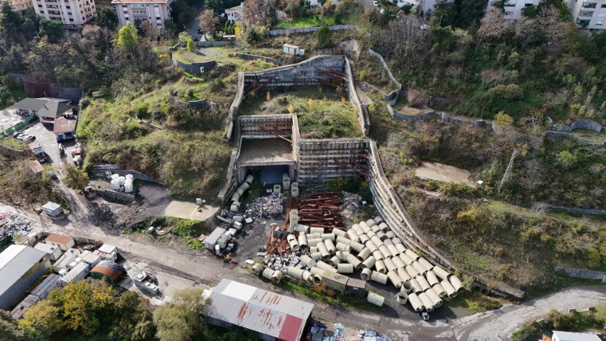 İBB, Dolmabahçe-Levazım Tüneli projesini yarım bıraktı, vatandaş çileden çıktı