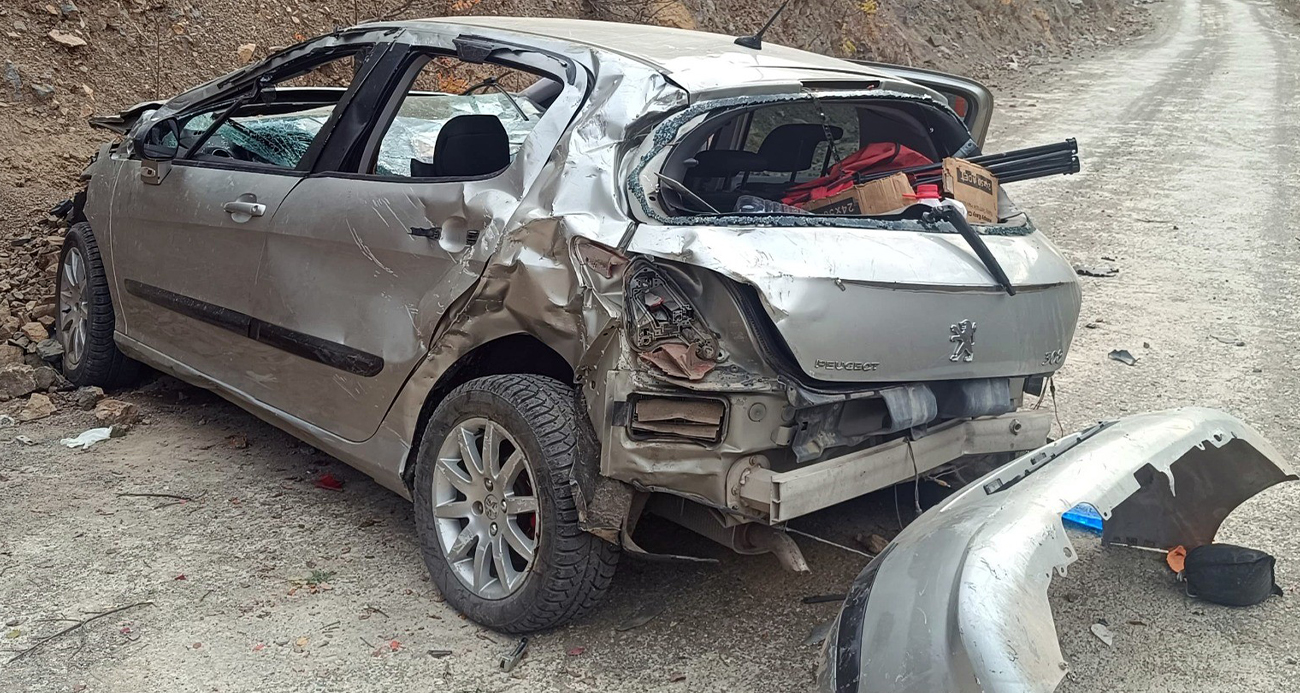 Otomobil uçuruma yuvarlandı, kaza gün ağarınca ortaya çıktı: 1 ağır yaralı