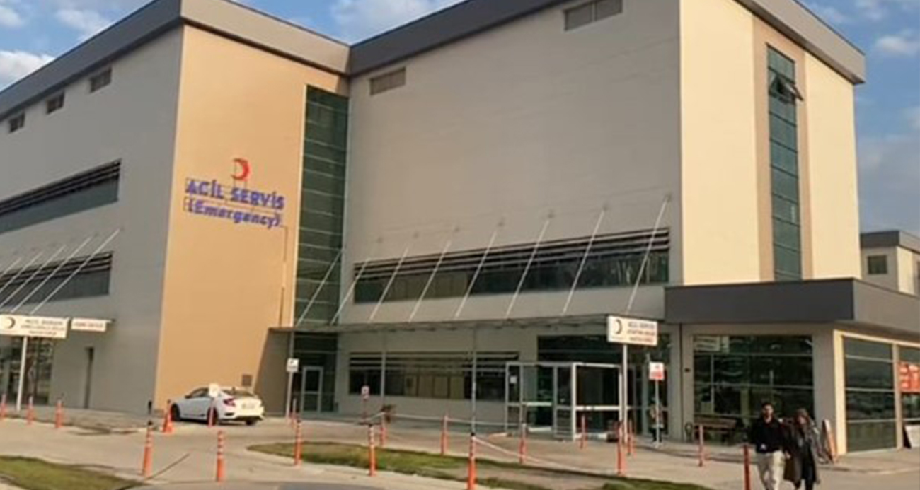 Ankara’da 10 öğrenci zehirlendikleri şüphesiyle hastaneye kaldırıldı