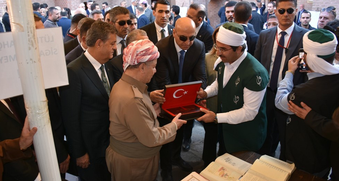 KDP lideri Mesut Barzani, Cizre’de tarihi mekanları gezdi