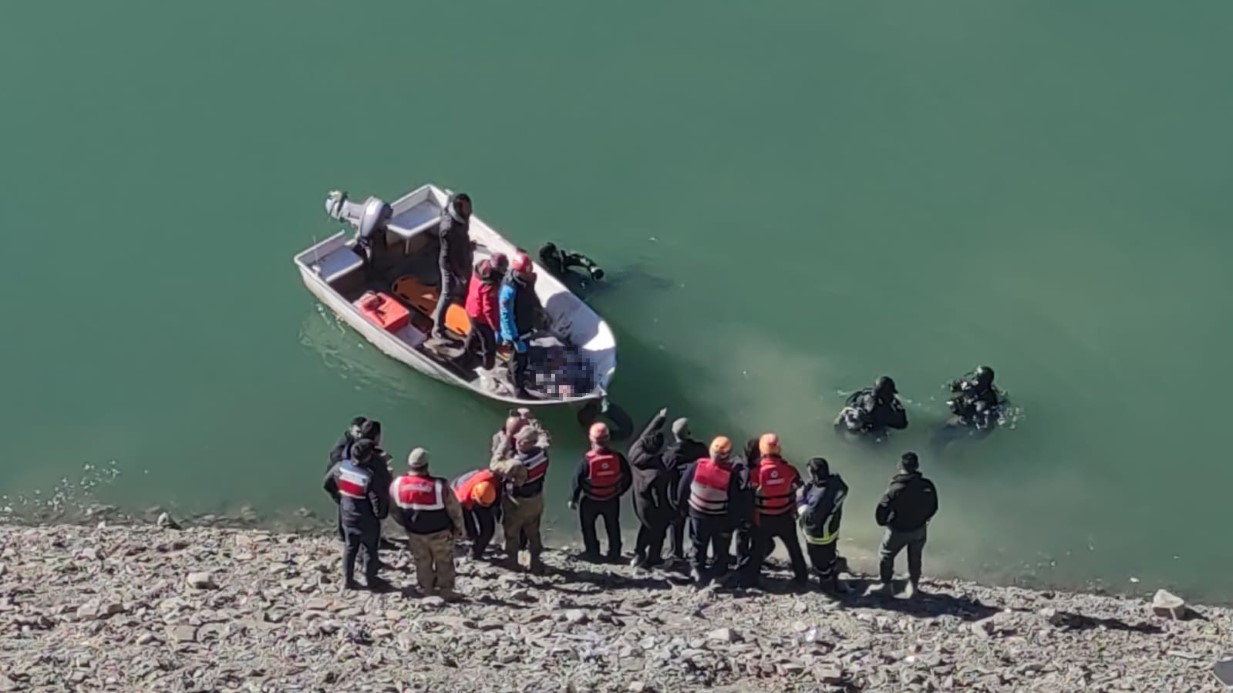 Zernek Barajı’na araç uçtu: 3 ölü