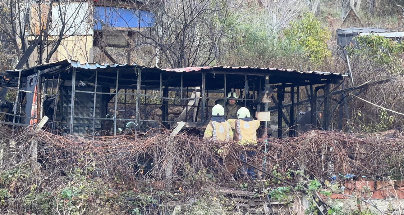 Barakadaki sobayı tutuşturmaya çalışırken yangın çıktı: Yaşlı adam hayatını kaybetti