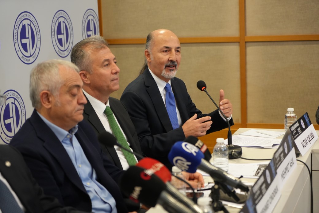 42. Ulusal Gastroenteroloji Haftası’nda halk sağlığı uyarısı: Karaciğer yağlanması, obezite ve bağırsak dengesi alarm veriyor