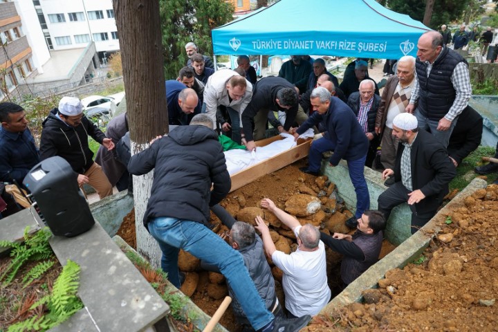 Devlet himayesinde yetişti, son yolculuğuna protokol uğurladı