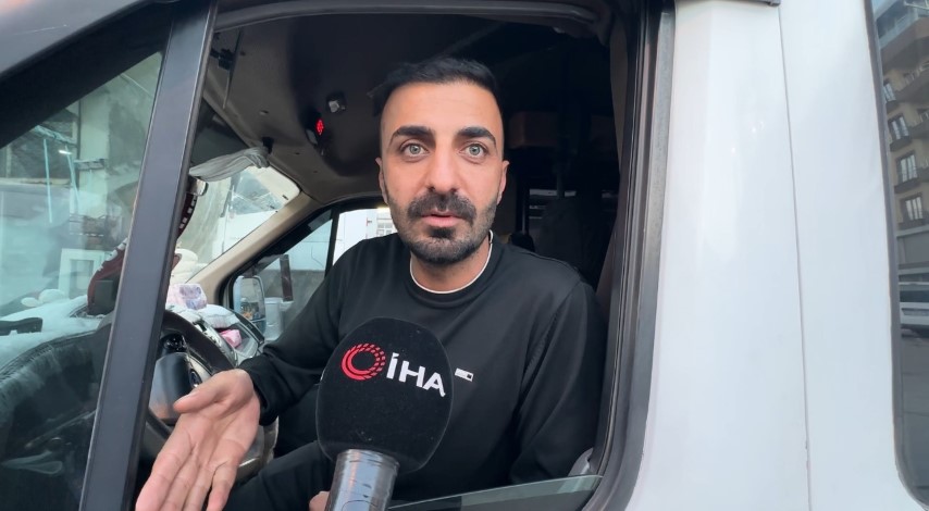 Yüksekova’da doğal gaz kazılarından dolayı yollar kullanılmaz hale geldi