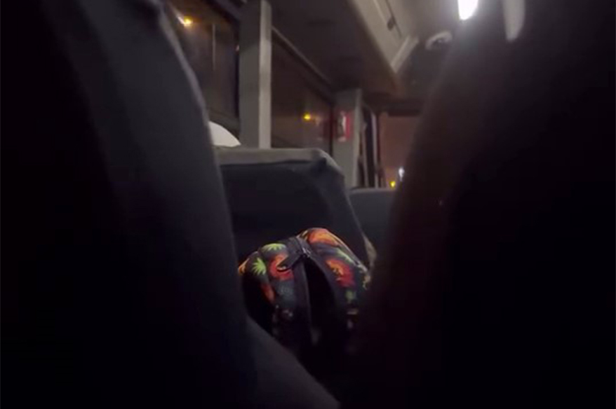 Arnavutköy’de minibüs şoföründen skandal sözler