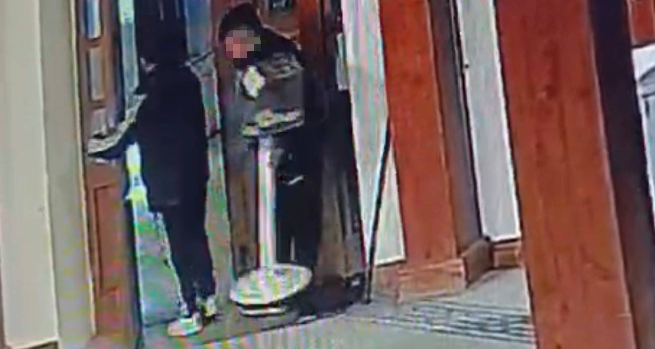 Kadıköy’de yardım kutusu hırsızlığı: Önce gözetlediler sonra çaldılar