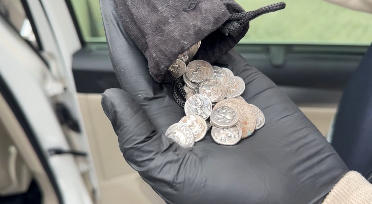 Kapıkule’de tarihi eser operasyonu: Büyük İskender portreli sikkelerle yakalandılar