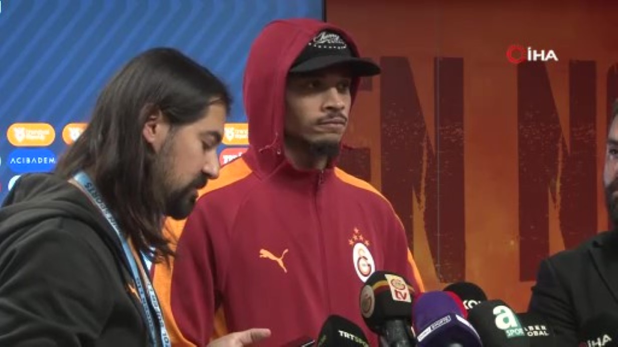 Galatasaray’ın Alman futbolcusu Leroy Sane,karşılaşmanın ikinci yarısında zorlandıklarını fakat önemli olanın 3 puanı kazanmak olduğunu ifade etti.