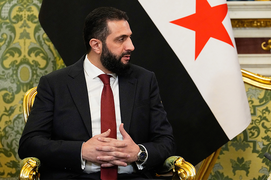 Suriye Devlet Başkanı Eş-Şara: "İsrail hayaletlerle savaşıyor"