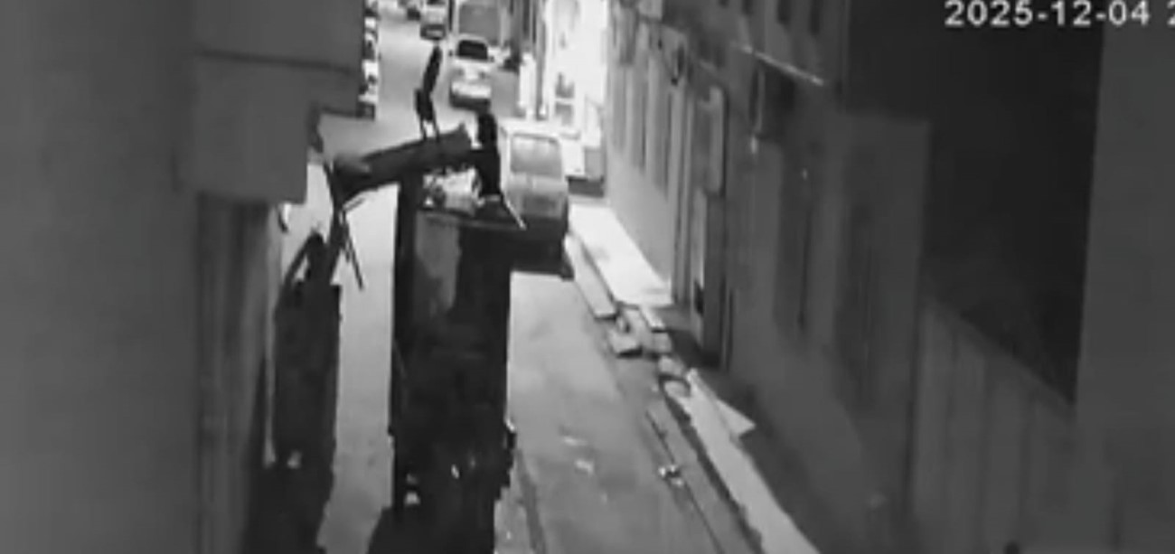 İşyeri önündeki koşu bandı çalındı