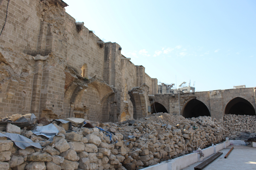 Gazze'nin en eski camisi Büyük Ömer Camii'nde restorasyon çalışmaları başladı
