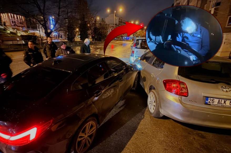 Direksiyon başında sızıp kaza yapan sürücü, 3 saatlik uğraş sonunda cam kırılarak uyandırıldı