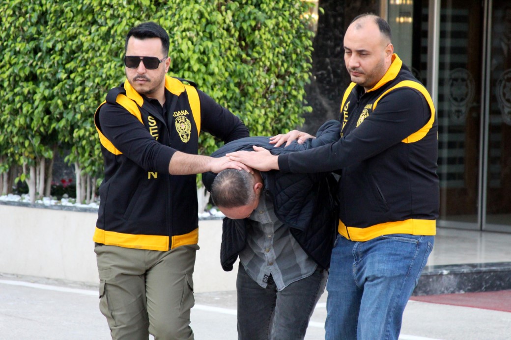 Toprağa gömülü kavanozlardan patlayıcılar çıktı, şüpheli tutuklandı