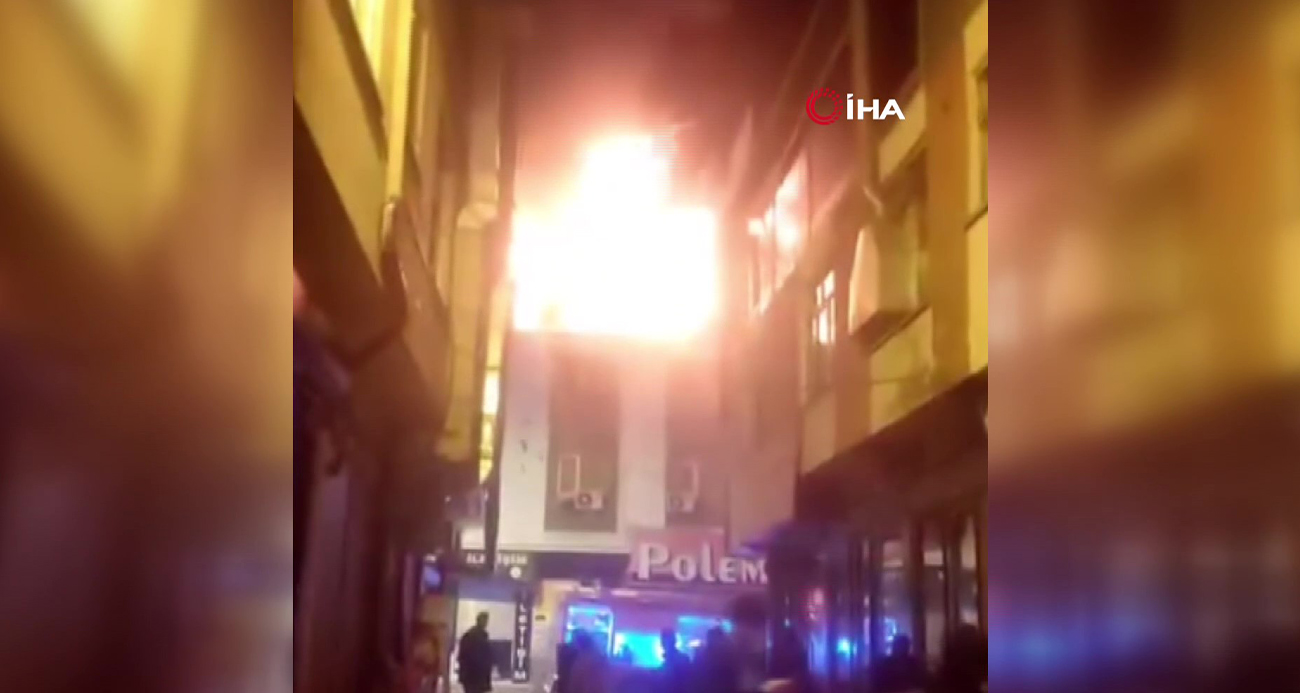 Van’ın İpekyolu ilçesinde bir otelin restoranında ocakbaşı bölümünde çıkan yangın büyük korkuya neden oldu.
