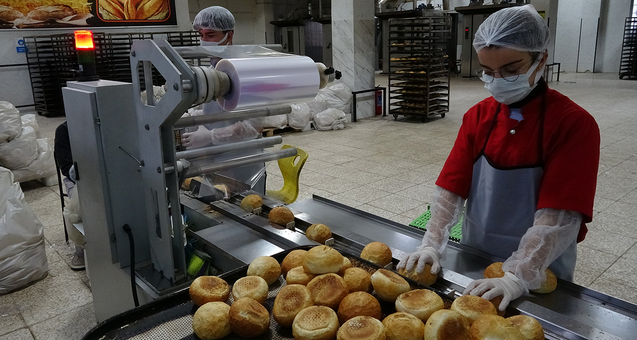 Fabrika gibi çalışan lisenin yıllık cirosu 1,5 milyon