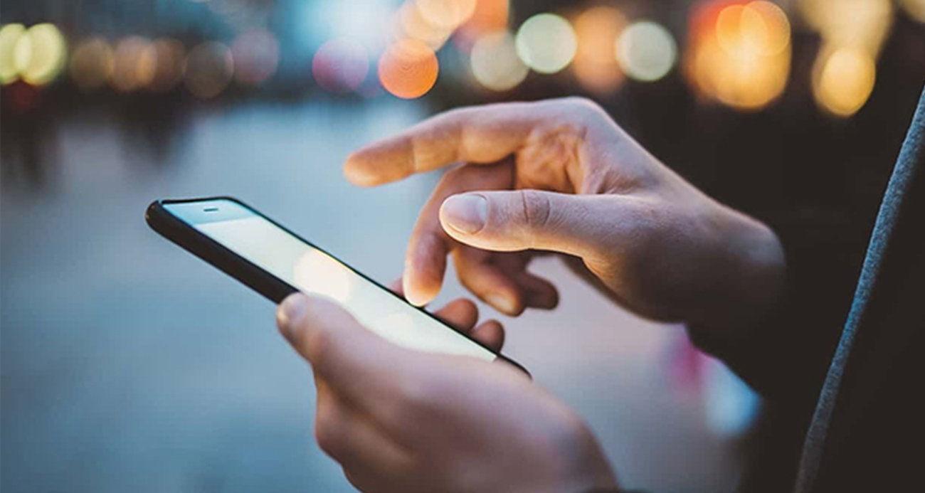 Dijital dolandırıcılıkta yeni dönem: Sesi bile saniyeler içinde klonluyorlar