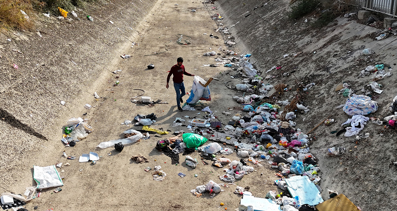 Adana’da sulama kanalları çöplüğe döndü