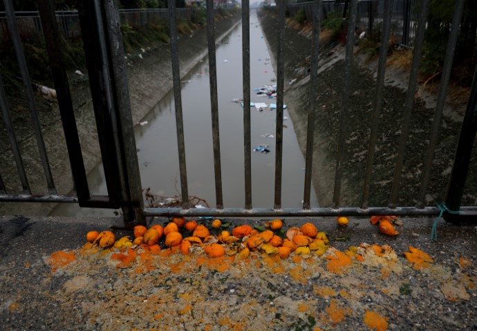 Adana’da sulama kanalları çöplüğe döndü