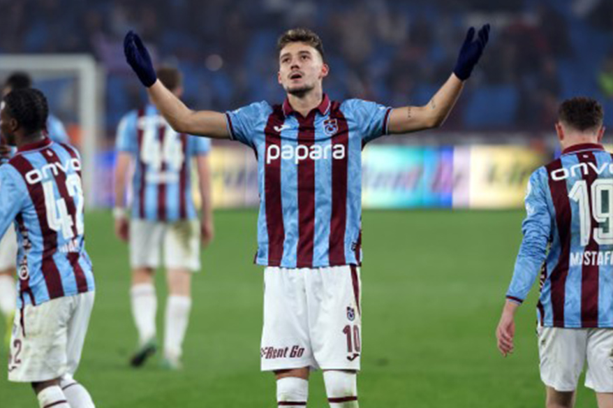 Ernest Muçi Beşiktaş’ı bekliyor