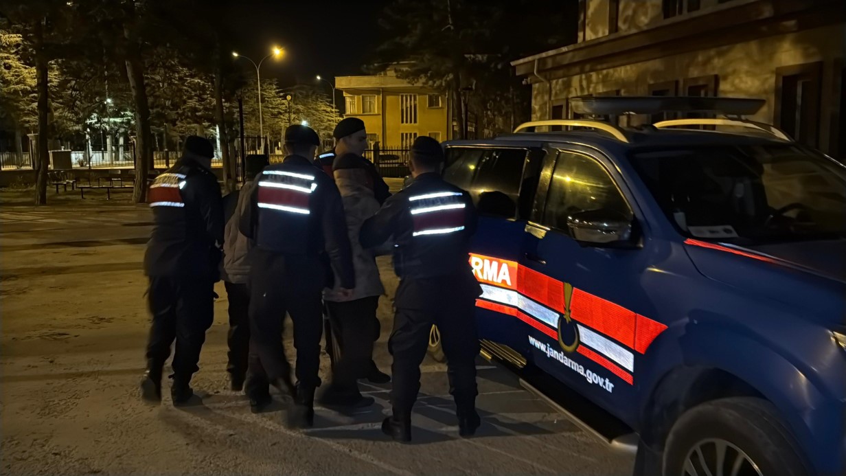 Dehşete düşüren olayda baba ve oğlu tutuklandı