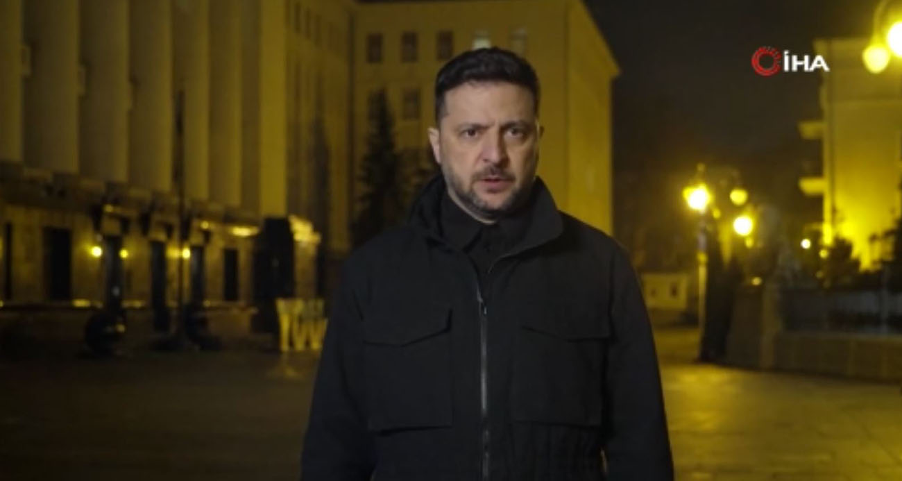 Ukrayna Devlet Başkanı Zelenskiy, Ukrayna’nın yeniden inşasına ilişkin planın temel çerçevesi üzerinde Amerikalı yetkililerle anlaşmaya vardıklarını açıkladı.