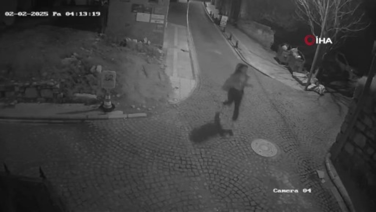 Sandalyede otururken bıçaklanarak öldürülmüştü: 17 yaşındaki sanığa 20 yıl hapis