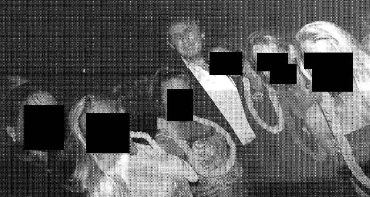 Trump’ın cinsel istismar suçlusu Epstein dosyasında yer alan yeni fotoğrafları yayınlandı