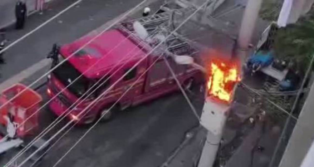 Diyarbakır’da aşırı yüke dayanamayan trafo alev aldı