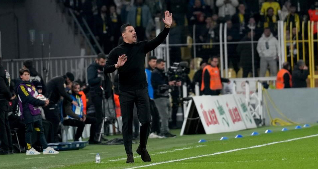 Konyaspor Teknik Direktörü Çağdaş Atan, Fenerbahçe mağlubiyetiyle ilgili, "Penaltı ile beraber 45’e kadar bizim için kabus dolu zaman dilimi oldu. İlk yarıda maç bizim için bitti. 27. dakikaya kadar daha iyisini yapabilirdik. Fenerbahçe bugün hak ederek kazandı ama geçen hafta Jin Ho’nun Rize maçında ayağa basılan pozisyon var. Anadolu takımlarına VAR hakemleri bakmıyor" dedi.