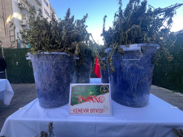 İzmir’de tek operasyonda 3 milyon uyuşturucu hap ele geçti: 46 tutuklama