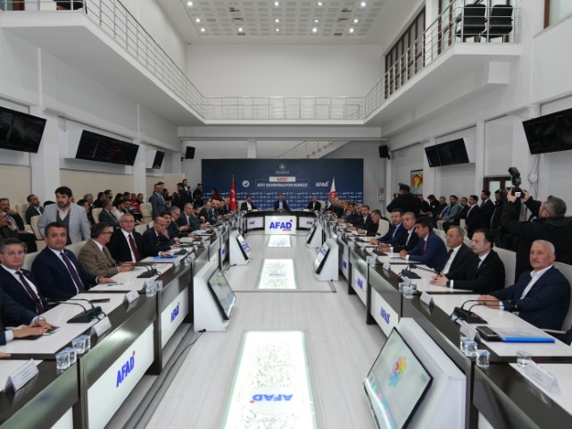 CHP’li Serkan Topal’dan Hatay’daki ihya ve inşa çalışmalarına övgü