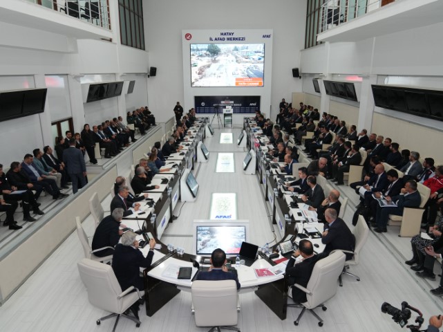 CHP’li Serkan Topal’dan Hatay’daki ihya ve inşa çalışmalarına övgü