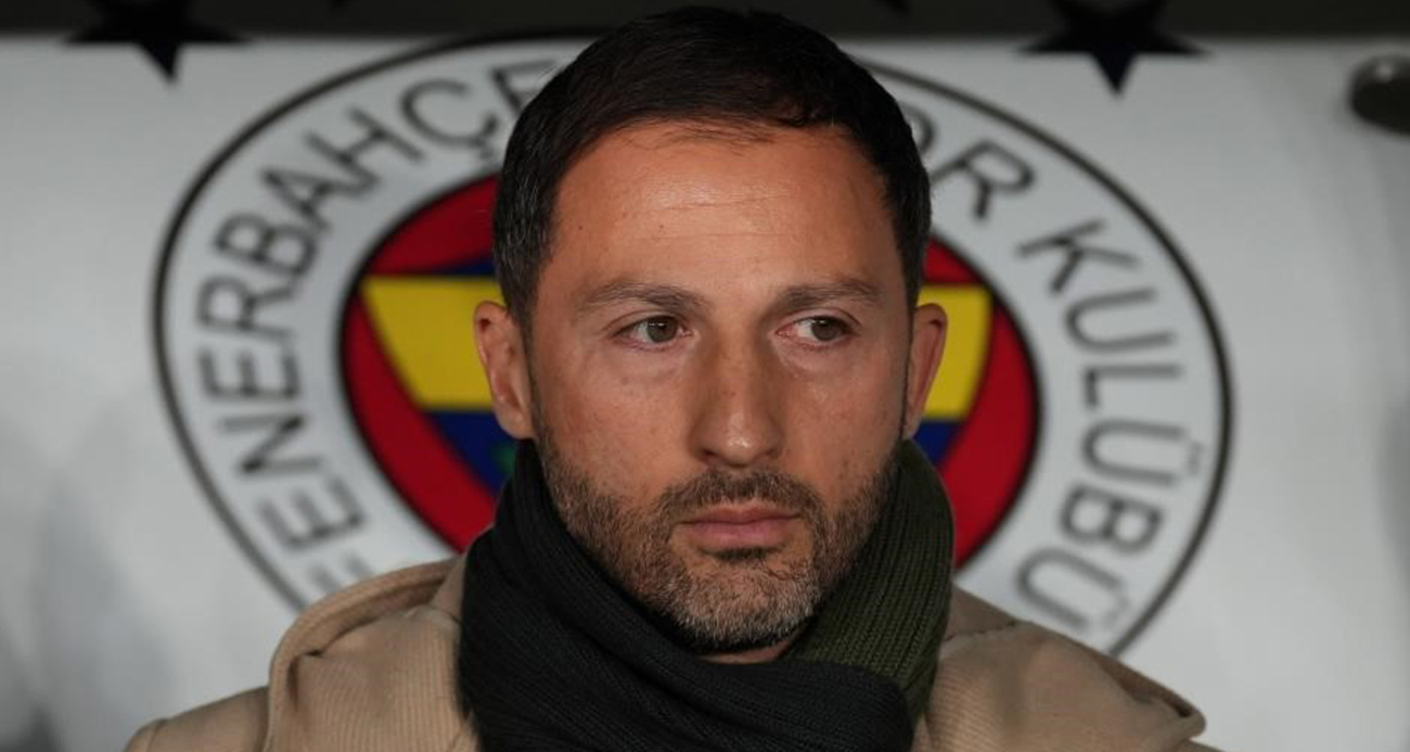 Fenerbahçe Teknik Direktörü Domenico Tedesco, Konyaspor galibiyeti sonrası, "Takım bugün saha içerisinde harika cevap verdi, bu hisse idmanlarda sahiptik. Takımın dünkü antrenman performansından dolayı mutluydum. Çıkartmış olduğumuz ilk 11 nasıl oynamak istediğinizi gösteriyordu" dedi.