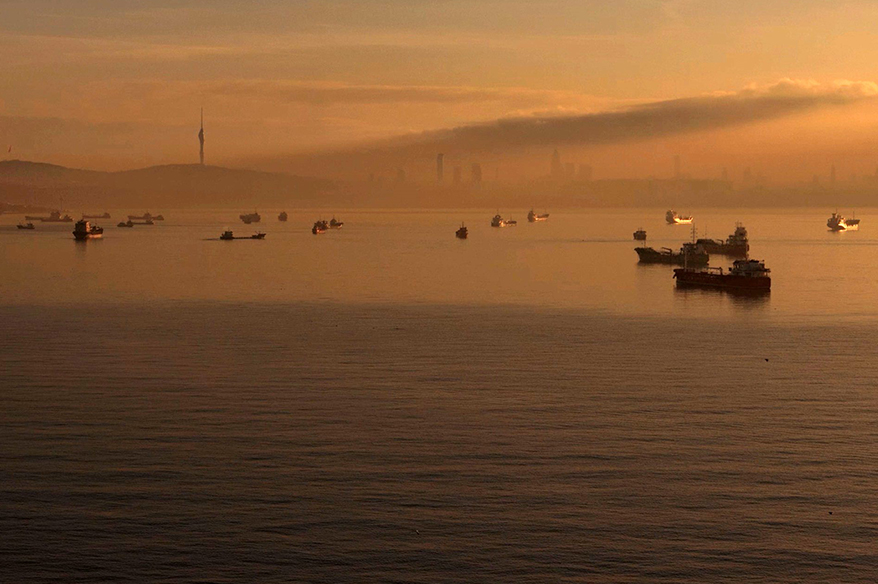 İstanbul’a çöken pus ve hava kirliliği dron ile görüntülendi