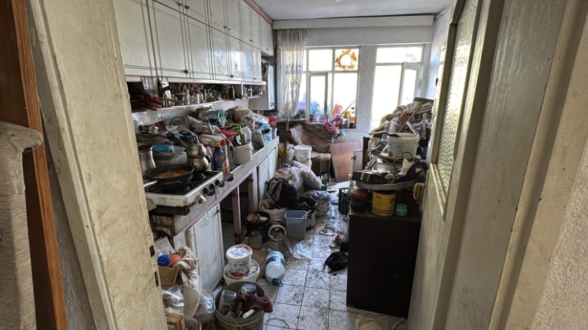 Böyle çöp ev görülmedi