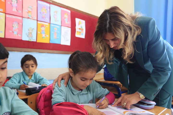 Aysel öğretmen, köy okullarında başladığı mesleğinde, eğitim dünyasının Nobel’ine aday oldu