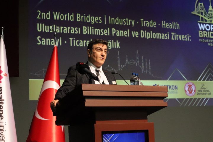 İstanbul Yeni Yüzyıl Üniversitesi’nden 2’nci World Bridges Zirvesi’nde küresel sağlık diplomasisi iş birliği