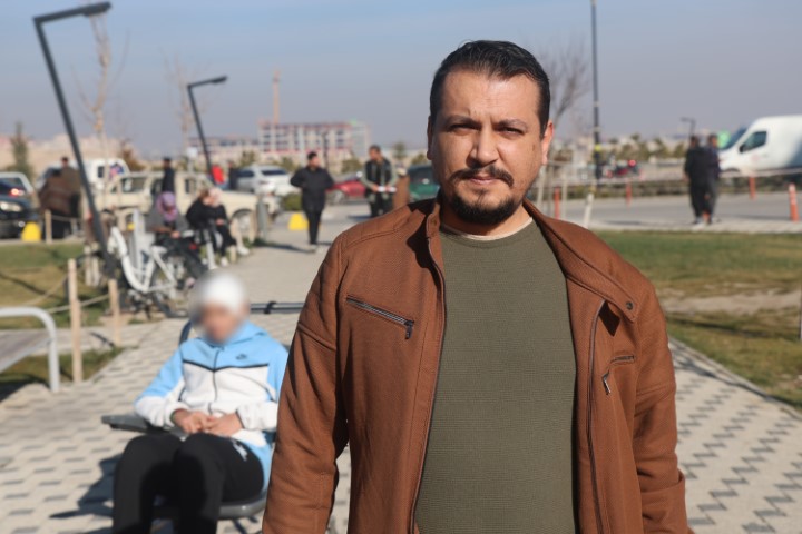 Akran zorbalığına maruz kalan 13 yaşındaki çocuğun kafatası titanyum parçalarıyla yeniden oluşturuldu