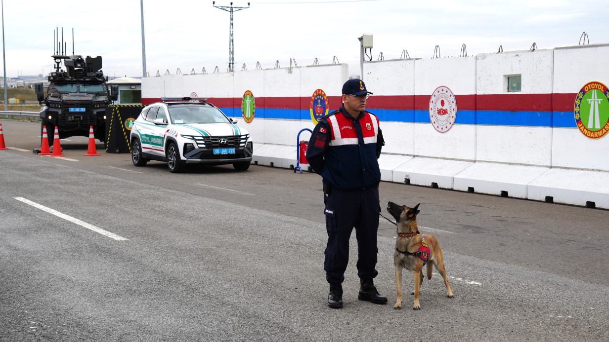 Karayollarının huzur ve güvenliği Otoyol Jandarma Timlerine emanet