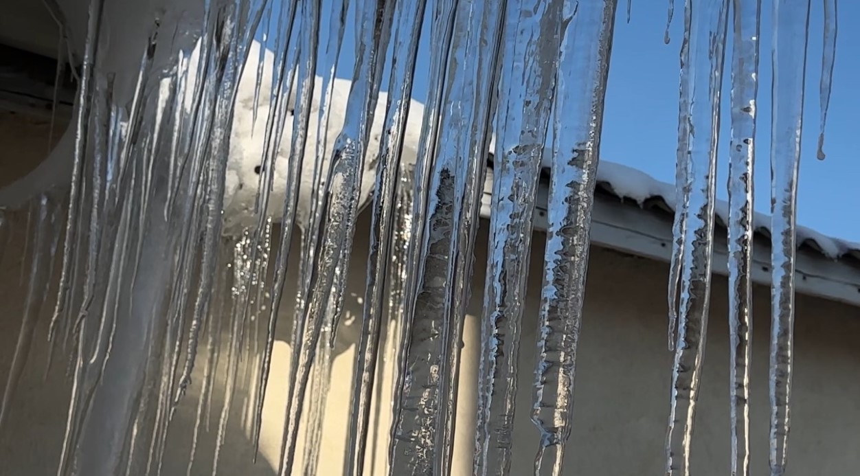 Adaleti görmeyi beklerken görme yetisinden oldu