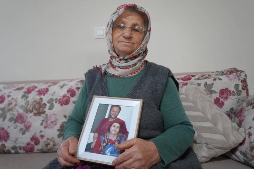 Adaleti görmeyi beklerken görme yetisinden oldu