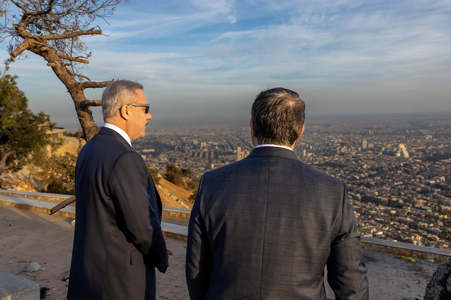 Dışişleri Bakanı Fidan, Kasyun Dağı'nda Şam'ı seyretti