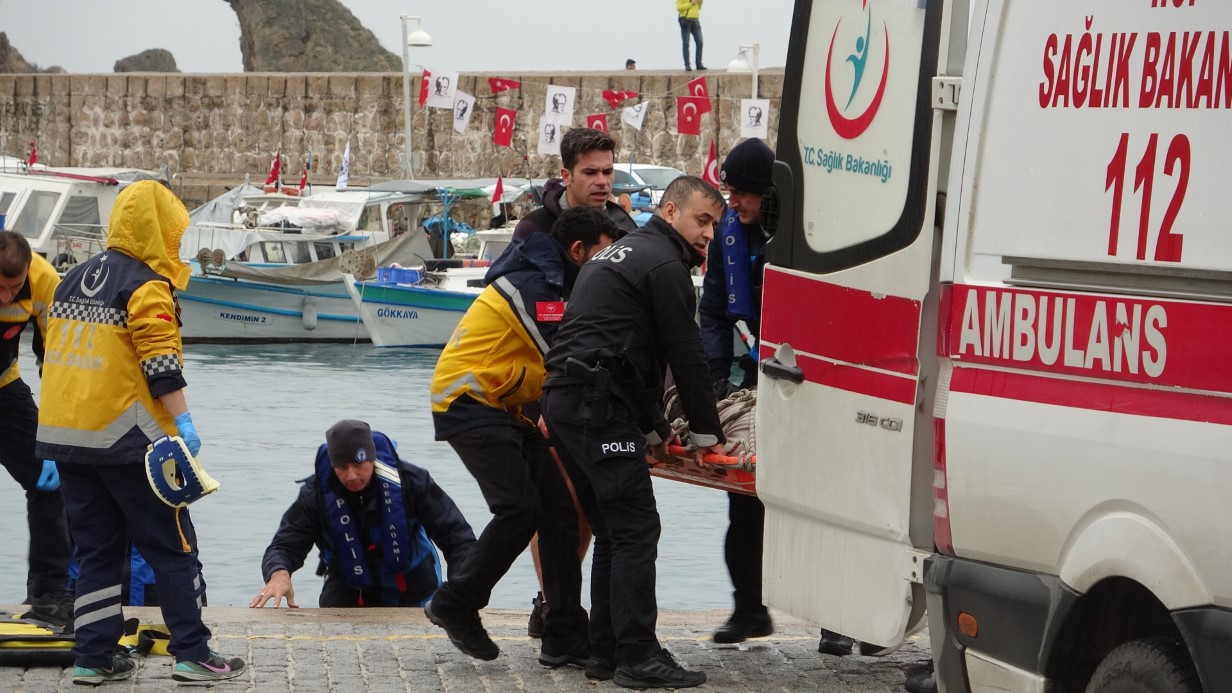 Falezlerde balık keyfi hastanede son buldu