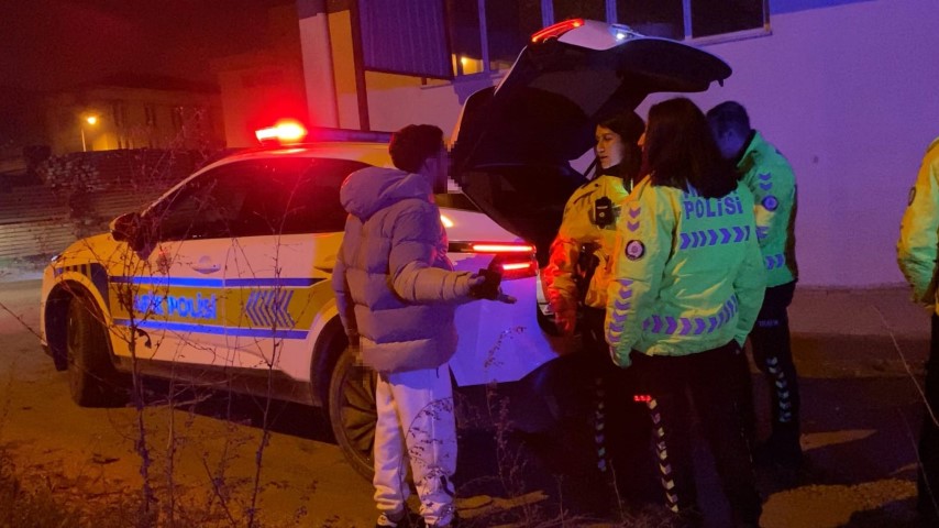 Motosiklet sürücüsü hem ehliyetsiz hem alkollü çıktı